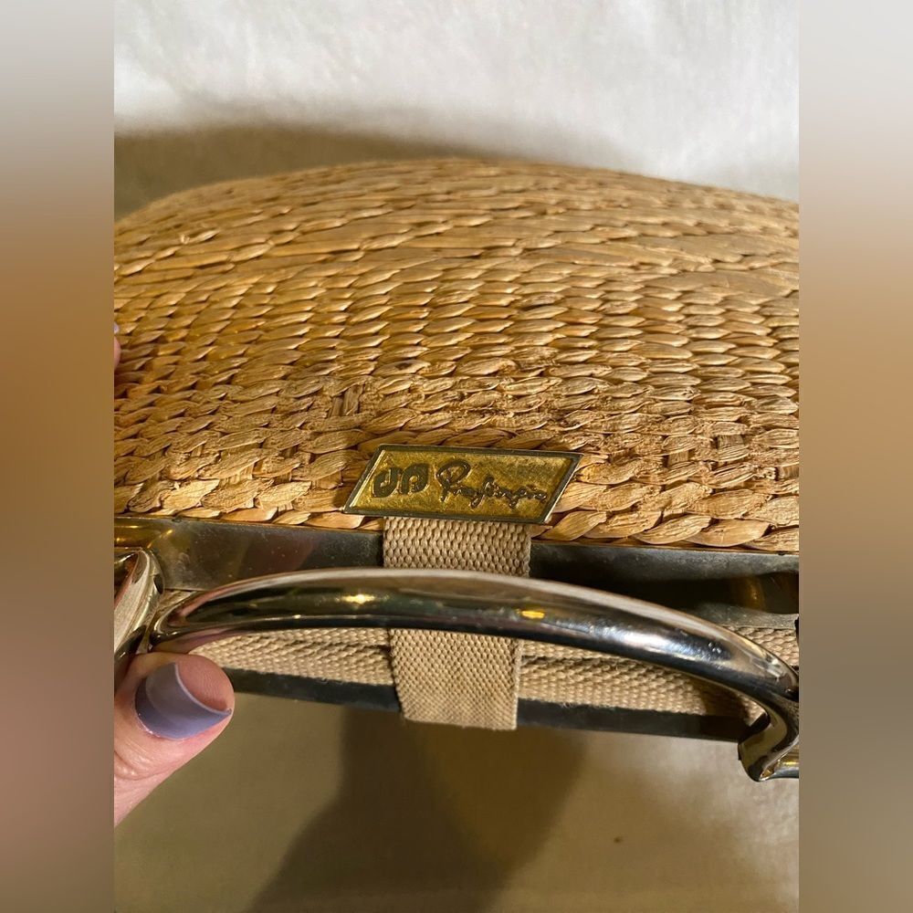 Statement handbag - Picture 2 of 6